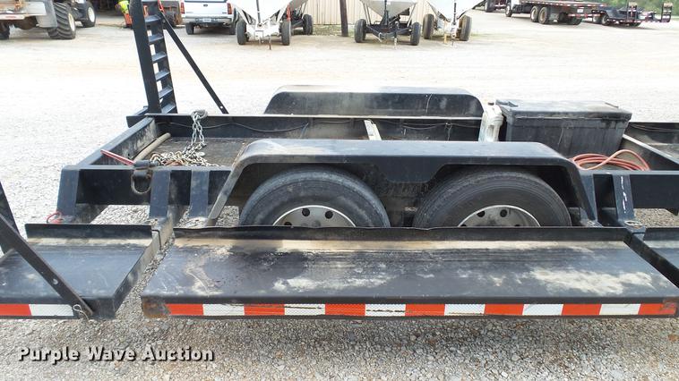 image for item DC2595 2010 Behnke SCST80E sprayer trailer