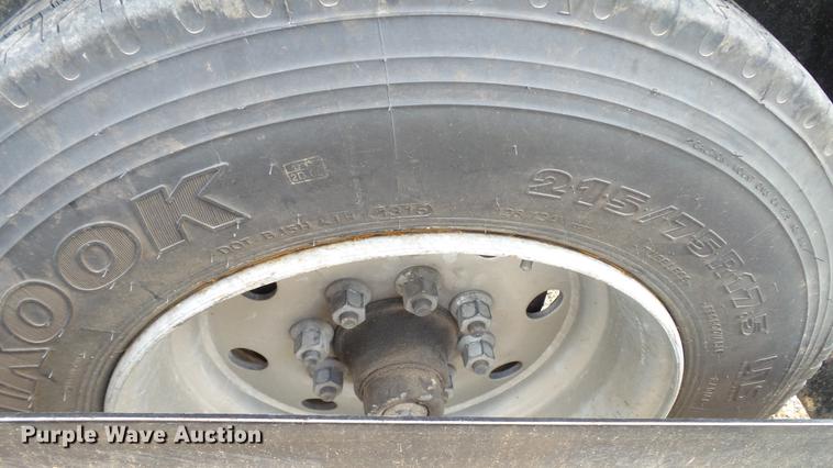 image for item DC2595 2010 Behnke SCST80E sprayer trailer