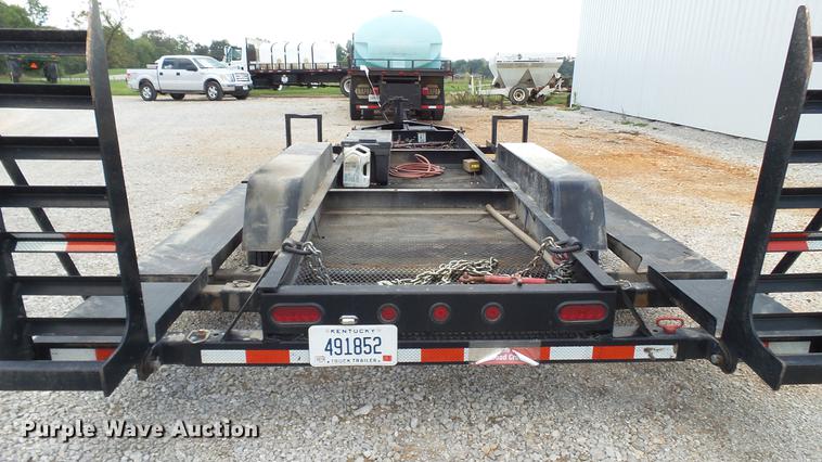 image for item DC2595 2010 Behnke SCST80E sprayer trailer