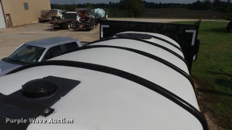 image for item DC2596 Snyder Industries poly tank