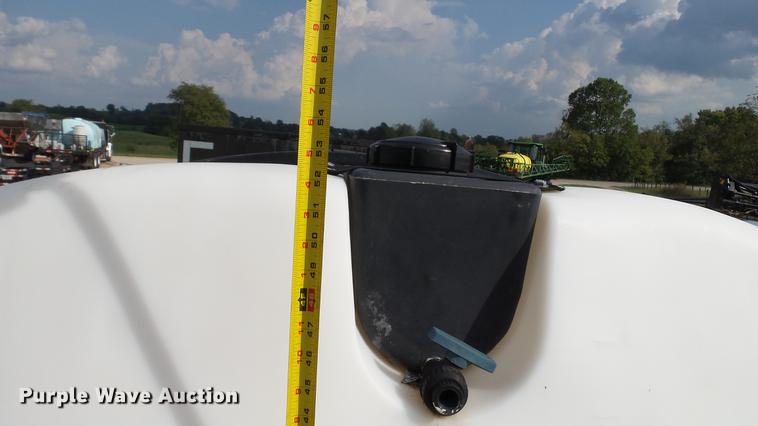 image for item DC2596 Snyder Industries poly tank