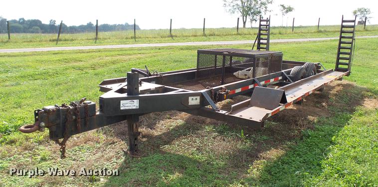 image for item DC2599 1998 Behnke sprayer trailer