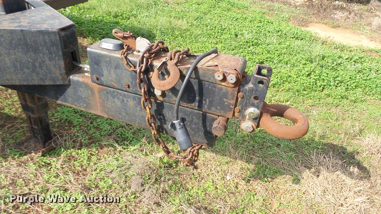 image for item DC2599 1998 Behnke sprayer trailer