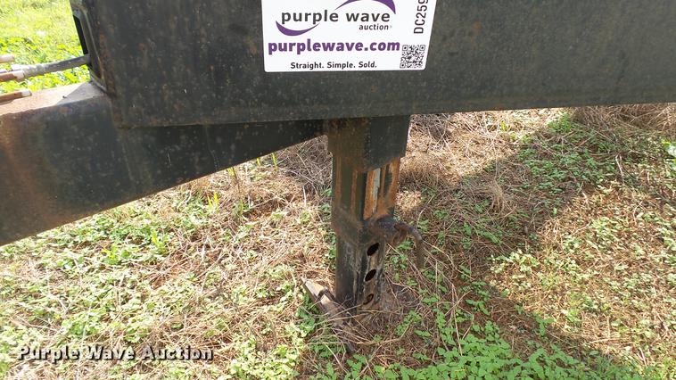 image for item DC2599 1998 Behnke sprayer trailer