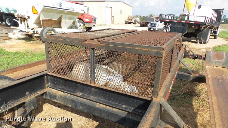 image for item DC2599 1998 Behnke sprayer trailer