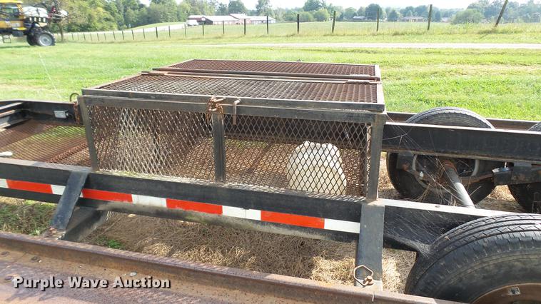 image for item DC2599 1998 Behnke sprayer trailer