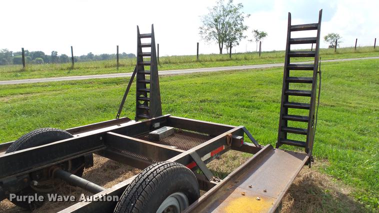 image for item DC2599 1998 Behnke sprayer trailer