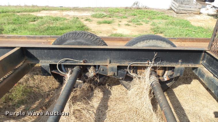 image for item DC2599 1998 Behnke sprayer trailer