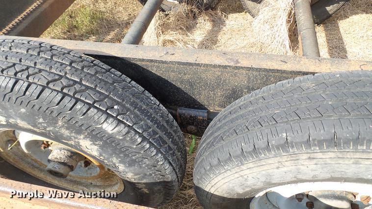 image for item DC2599 1998 Behnke sprayer trailer