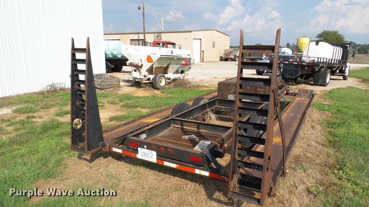 image for item DC2599 1998 Behnke sprayer trailer