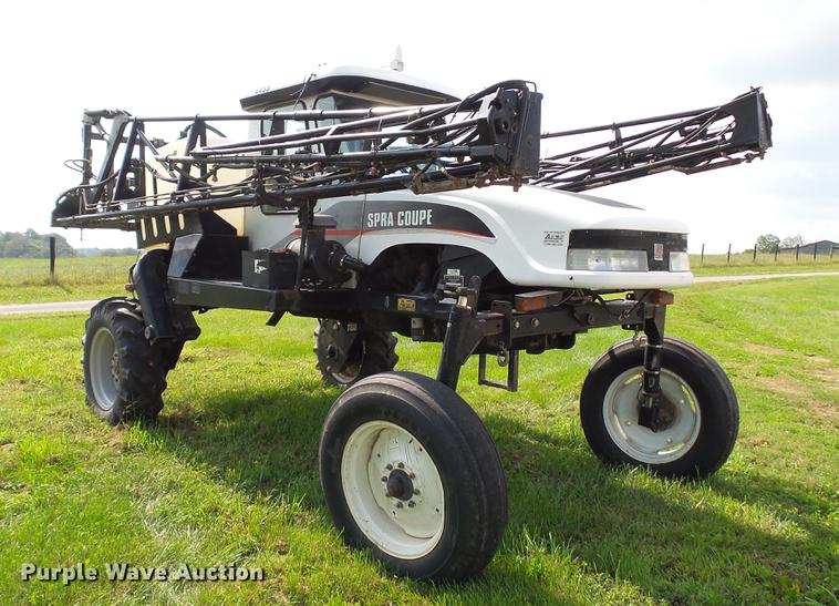 image for item DC2600 2008 SpraCoupe 4455 self-propelled sprayer