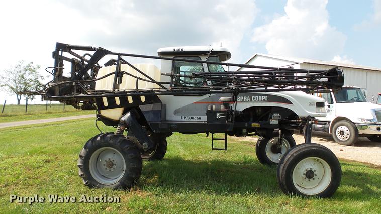 image for item DC2600 2008 SpraCoupe 4455 self-propelled sprayer