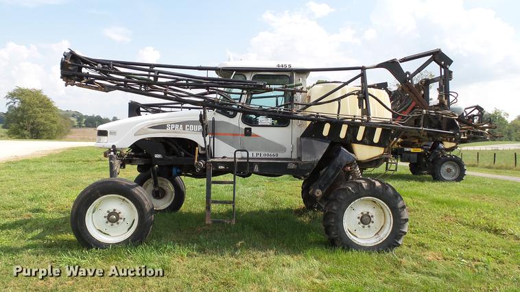 image for item DC2600 2008 SpraCoupe 4455 self-propelled sprayer