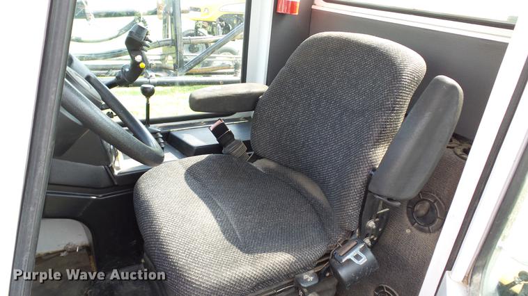 image for item DC2600 2008 SpraCoupe 4455 self-propelled sprayer