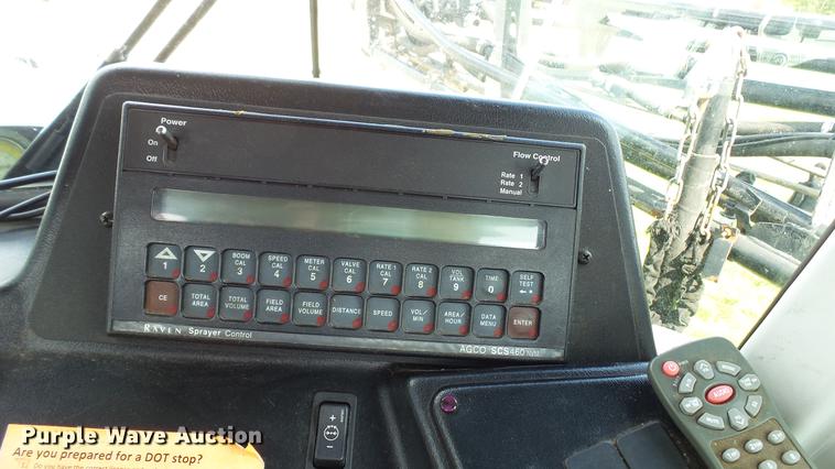 image for item DC2600 2008 SpraCoupe 4455 self-propelled sprayer