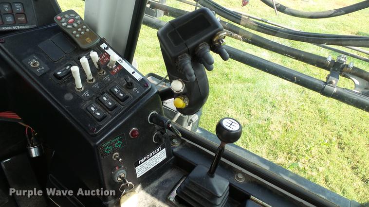 image for item DC2600 2008 SpraCoupe 4455 self-propelled sprayer