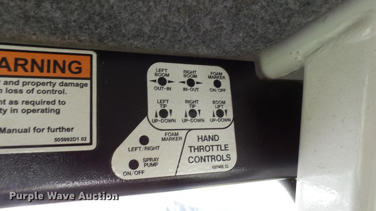 image for item DC2600 2008 SpraCoupe 4455 self-propelled sprayer