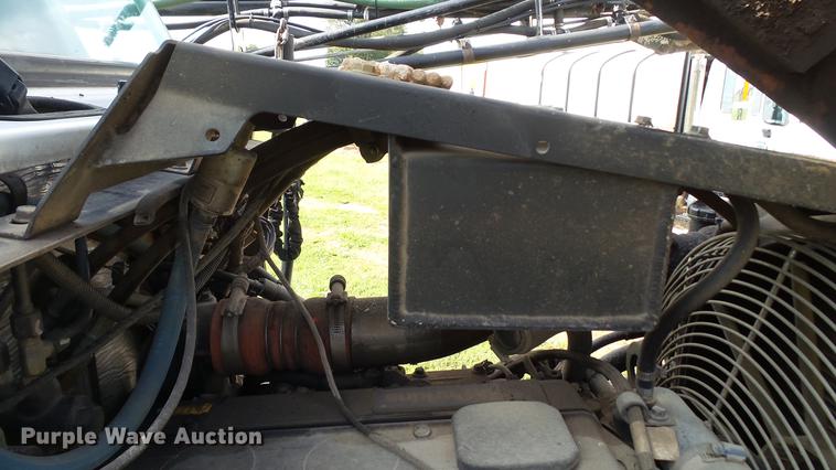 image for item DC2600 2008 SpraCoupe 4455 self-propelled sprayer