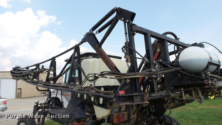 image for item DC2600 2008 SpraCoupe 4455 self-propelled sprayer