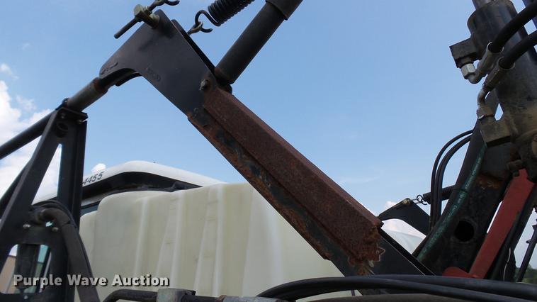 image for item DC2600 2008 SpraCoupe 4455 self-propelled sprayer