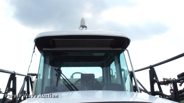 image for item DC2600 2008 SpraCoupe 4455 self-propelled sprayer