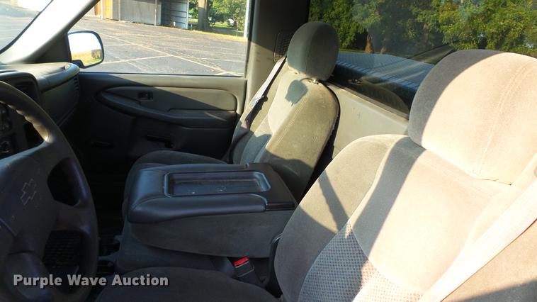 image for item DC2603 2007 Chevrolet Silverado Classic 1500 pickup truck