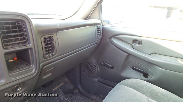 image for item DC2603 2007 Chevrolet Silverado Classic 1500 pickup truck