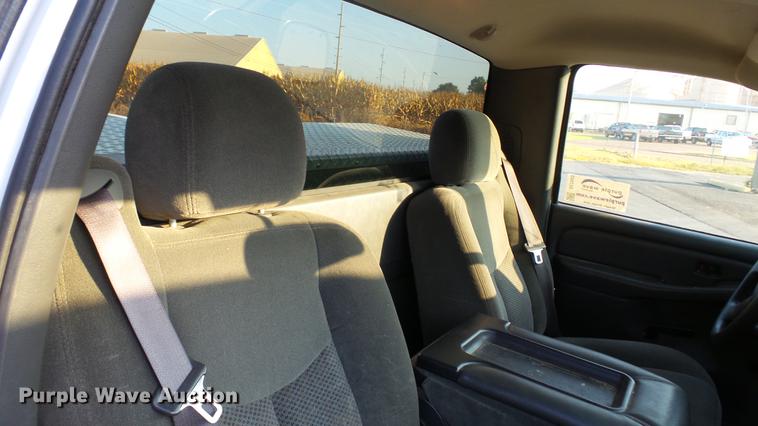 image for item DC2603 2007 Chevrolet Silverado Classic 1500 pickup truck