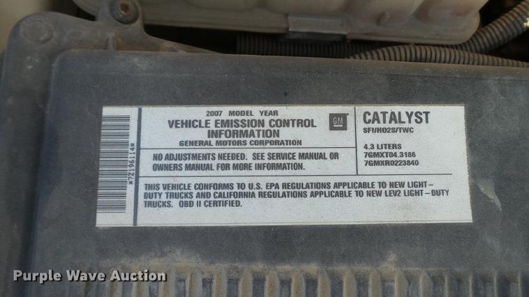 image for item DC2603 2007 Chevrolet Silverado Classic 1500 pickup truck