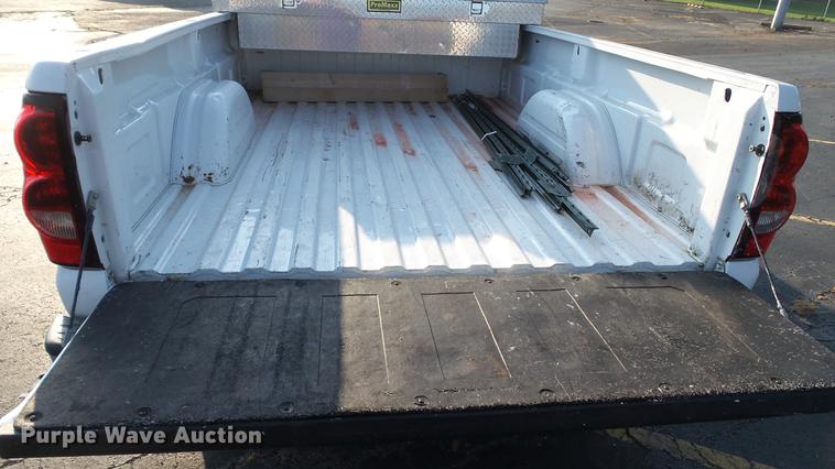 image for item DC2603 2007 Chevrolet Silverado Classic 1500 pickup truck