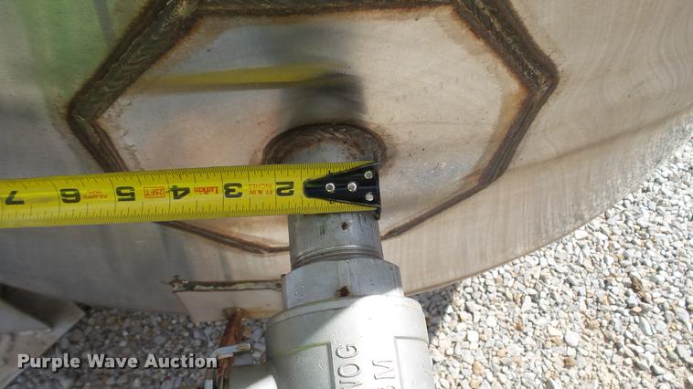 image for item DC2637 (2) stainless steel tanks