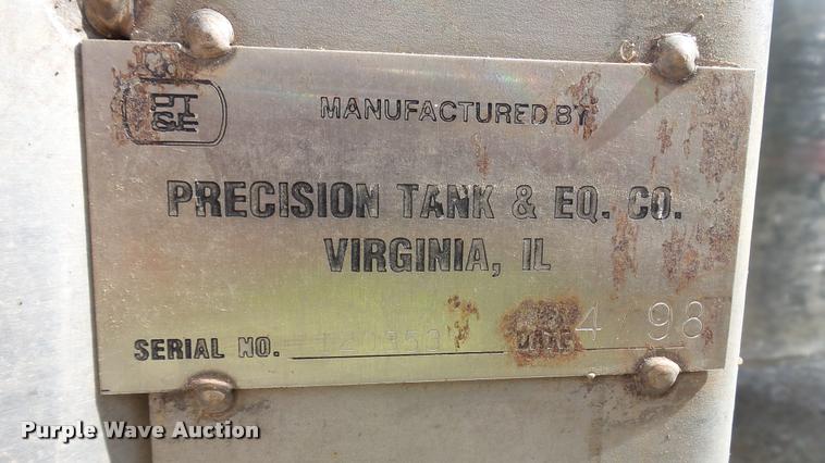 image for item DC2637 (2) stainless steel tanks