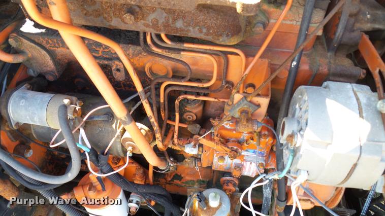 image for item DC2640 Gleaner K2 combine