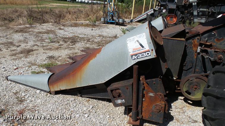 image for item DC2640 Gleaner K2 combine