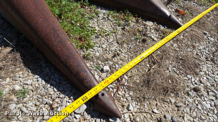 image for item DC2640 Gleaner K2 combine