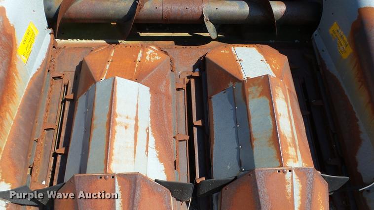 image for item DC2640 Gleaner K2 combine