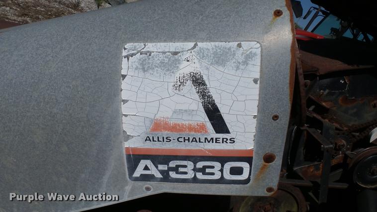 image for item DC2640 Gleaner K2 combine