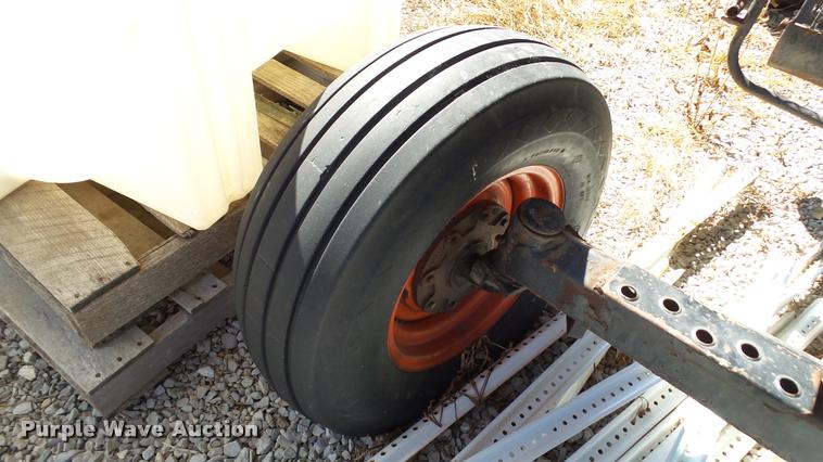 image for item DC2641 Gleaner F2 combine