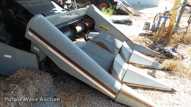 image for item DC2641 Gleaner F2 combine