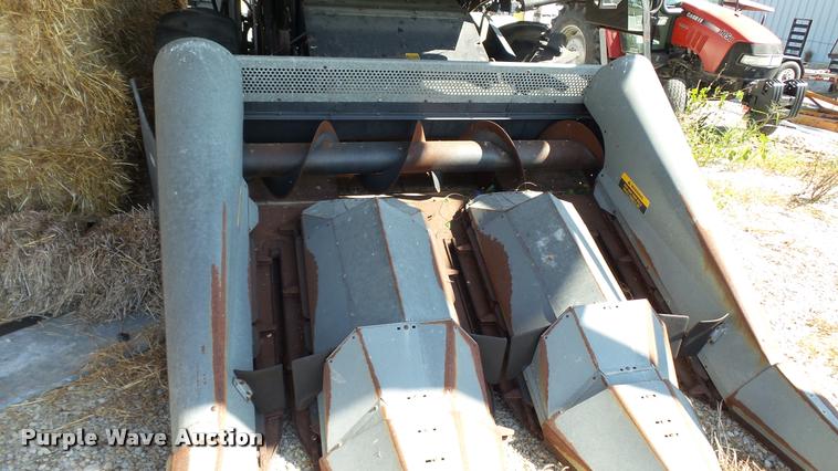 image for item DC2641 Gleaner F2 combine