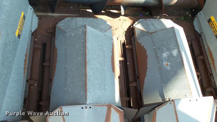 image for item DC2641 Gleaner F2 combine