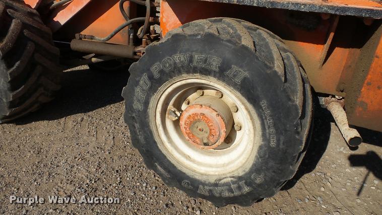 image for item DC2651 1994 Willmar Wrangler wheel loader