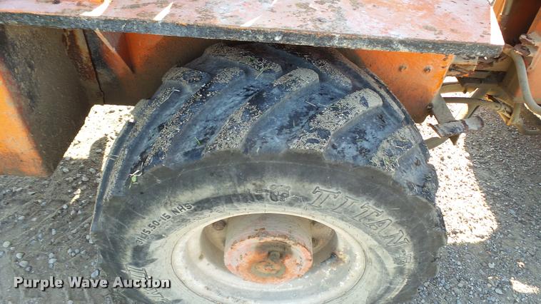 image for item DC2651 1994 Willmar Wrangler wheel loader