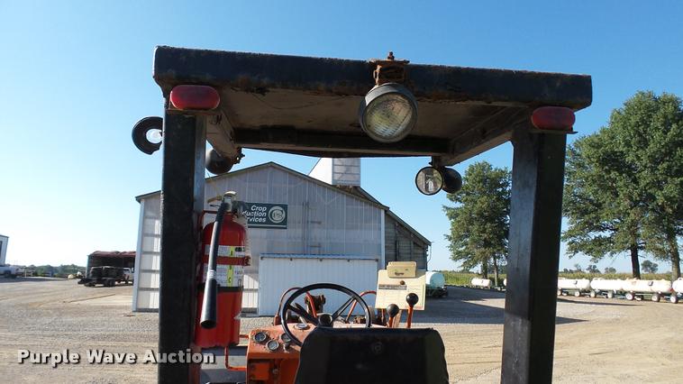 image for item DC2651 1994 Willmar Wrangler wheel loader