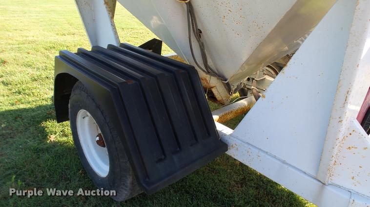 image for item DC2652 Par-Kan Grain-Weigh-150 seed tender trailer