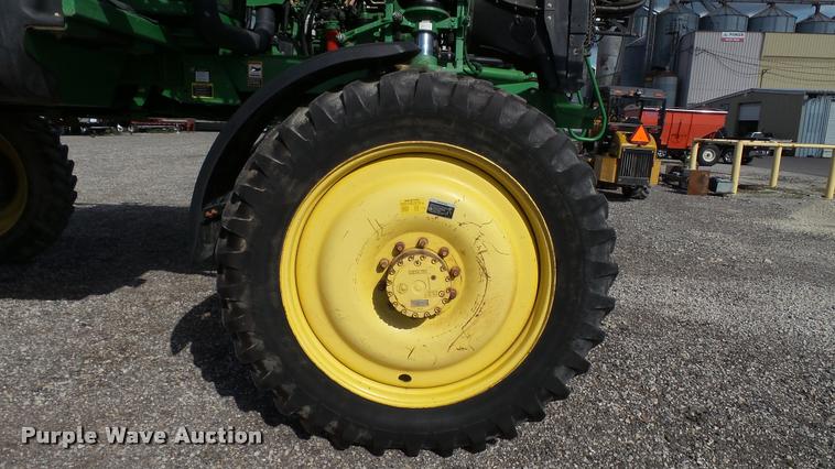image for item DC2653 2012 John Deere 4730 self-propelled sprayer