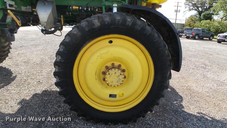 image for item DC2653 2012 John Deere 4730 self-propelled sprayer