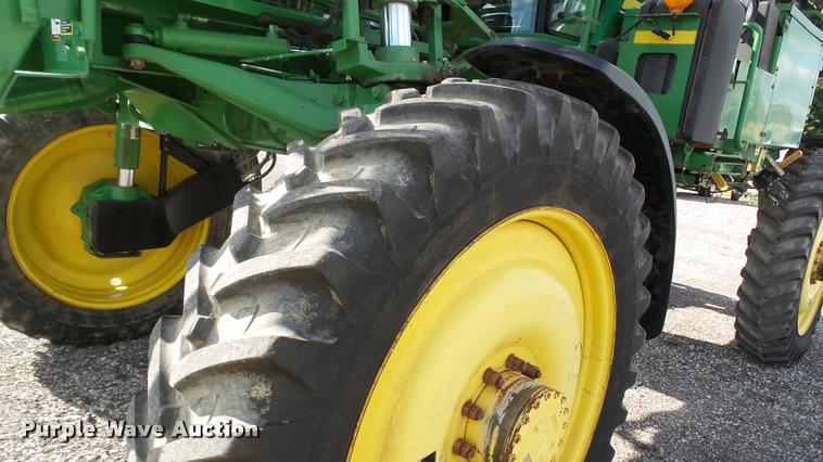 image for item DC2653 2012 John Deere 4730 self-propelled sprayer