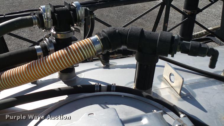 image for item DC2653 2012 John Deere 4730 self-propelled sprayer