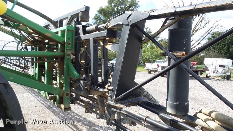image for item DC2653 2012 John Deere 4730 self-propelled sprayer